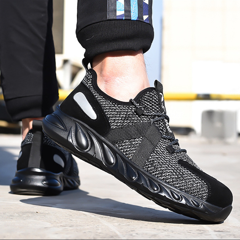 Paar Schuhe Schwarz, seitlicher Handschuh-Grip, Mesh-Upper Detail