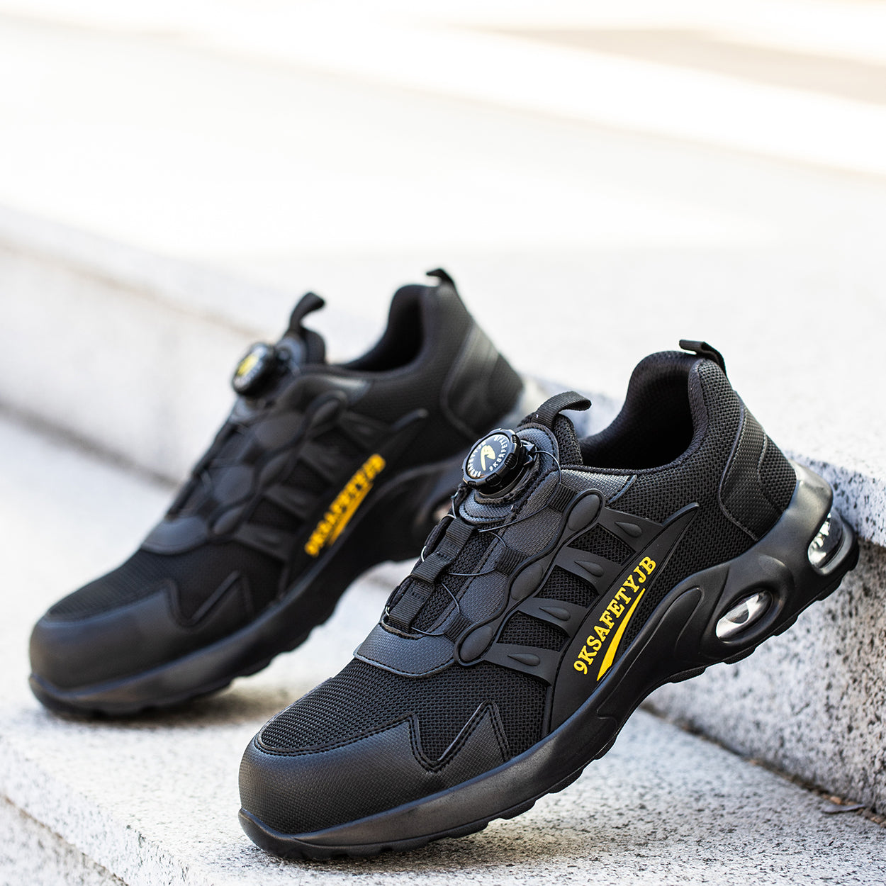 S3 Sicherheitsschuhe Var. 2 als Paar, Schwarz-Gelb, ultraleicht auf Baustellenboden