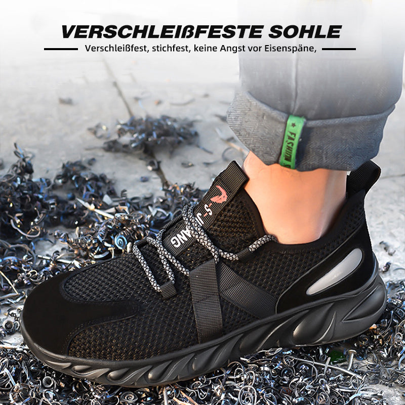 Wasserdurchgangs-Demo: Schuh Schwarz im Wasserstrahl, schnelltrocknend