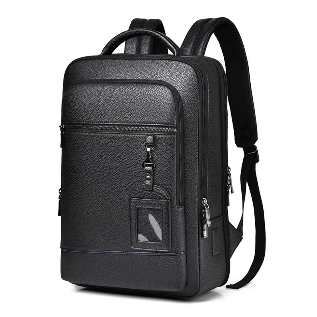 Henner Executive Business‑Rucksack Schwarz – 3‑Viertel‑Frontansicht auf weißem Hintergrund
