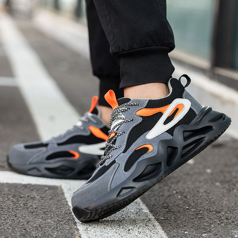 Set-Bild: Schuh + Untersohle + Einlegesohle, Studio weiß