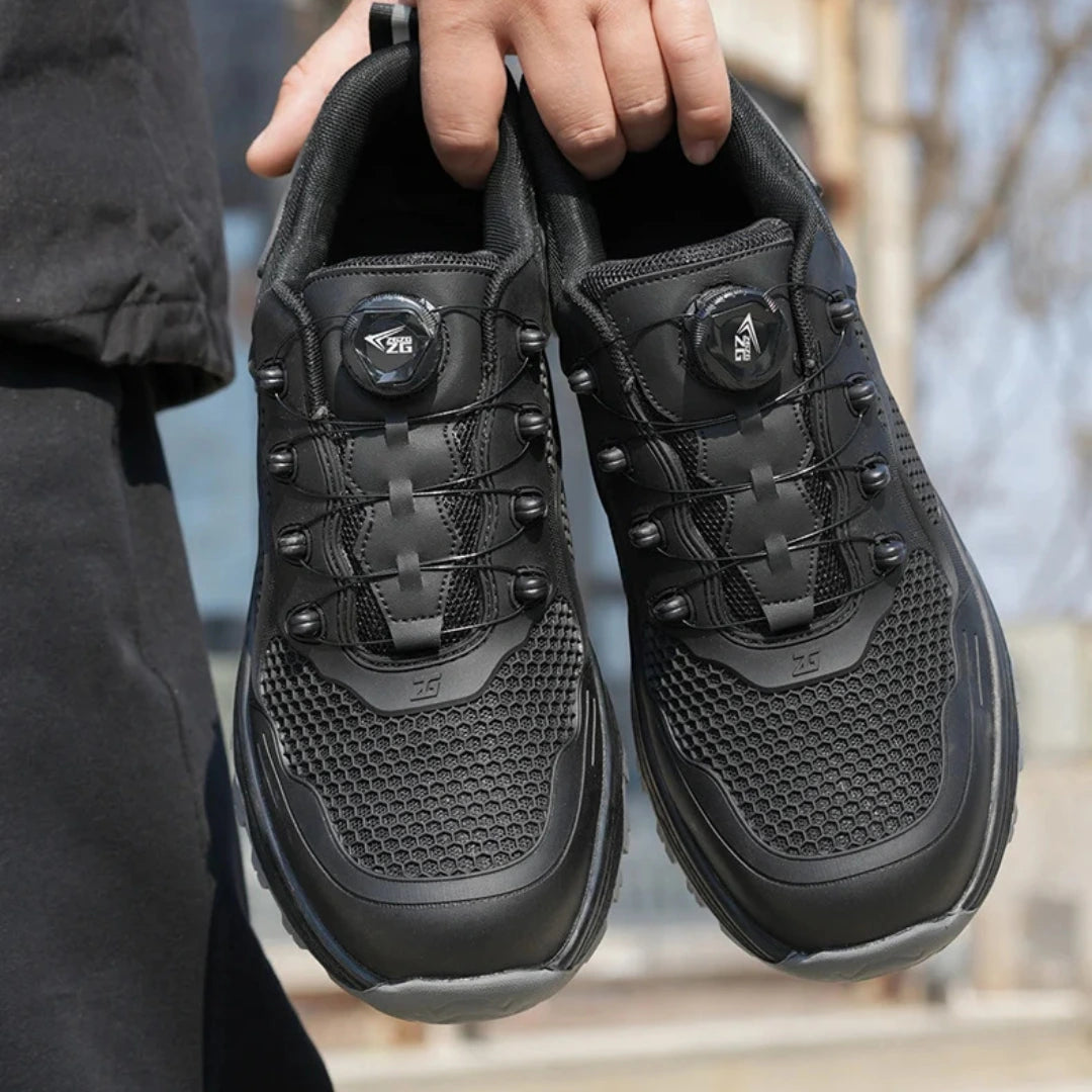 Draufsicht: Paar Falcon S3 Sicherheitsschuhe, Drehknopf‑System sichtbar