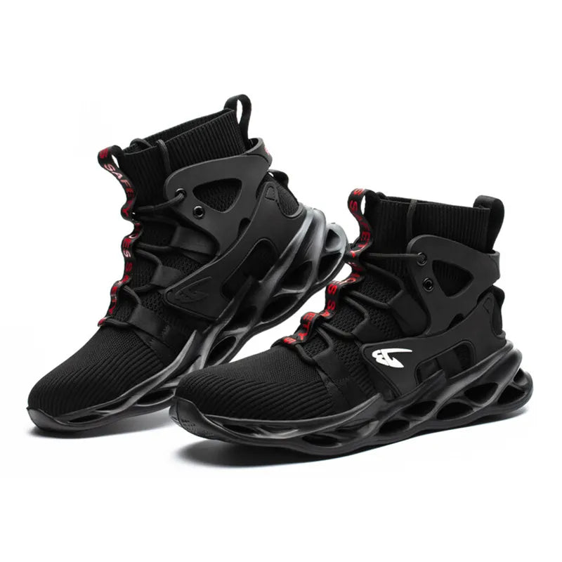 Paar schwarze Schuhe nebeneinander, linke & rechte Seitenansicht