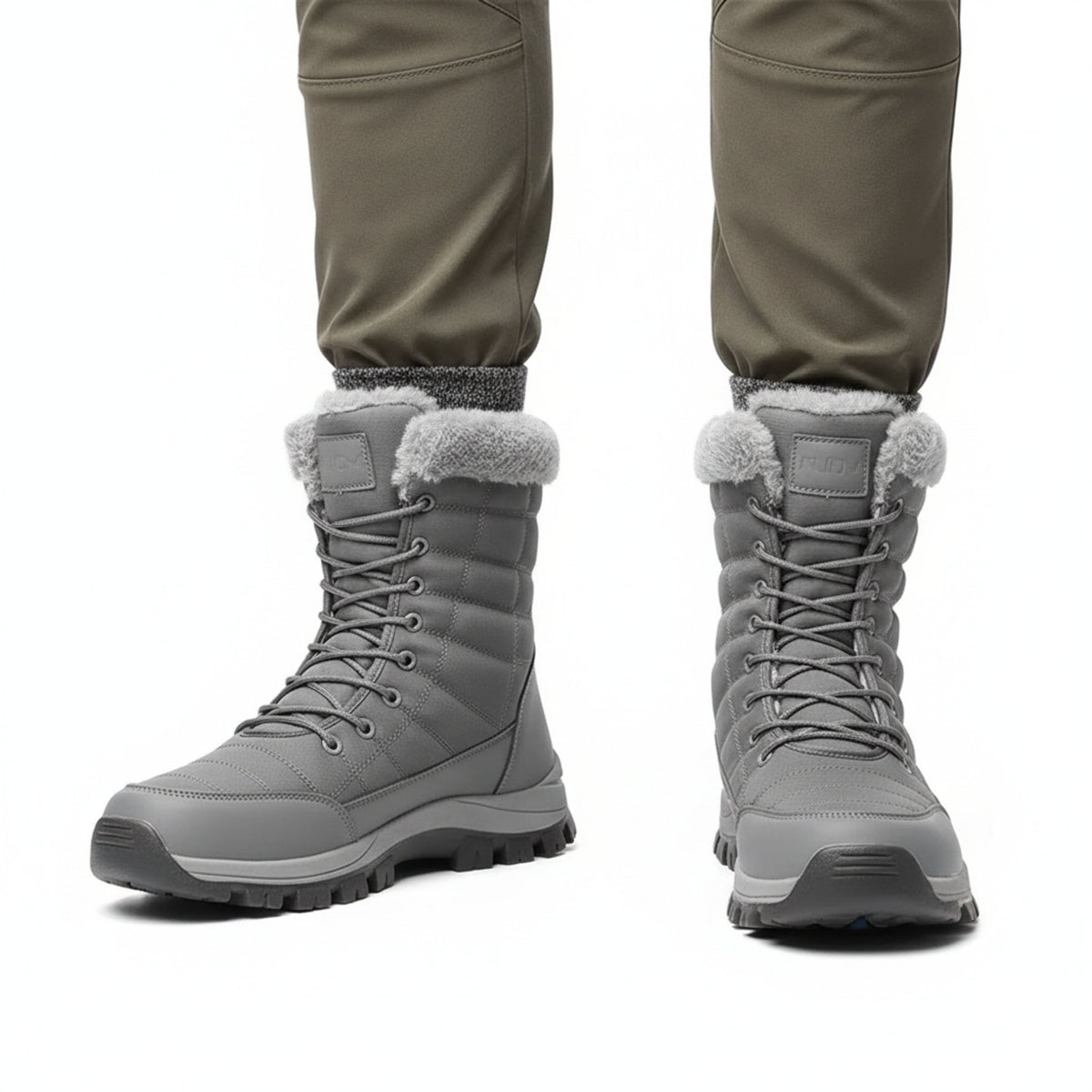 Henner Peak – Barfußschuhe für Winter und Outdoor Wanderschuhe Unisex in Grau – Frontalansicht im Studio