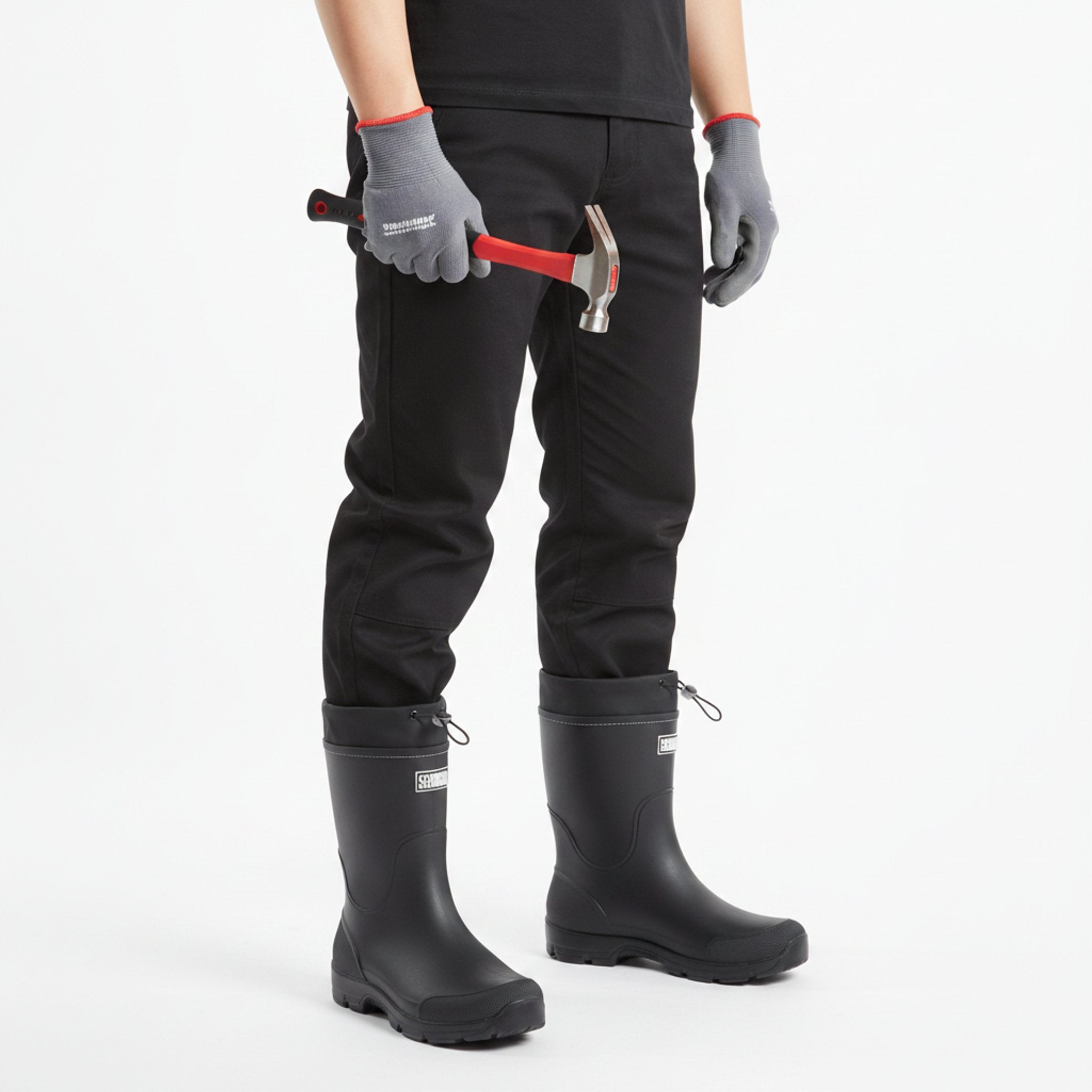 Henner Wassig Berufsschuhe Unisex in Schwarz – Arbeitssituation mit Hammer