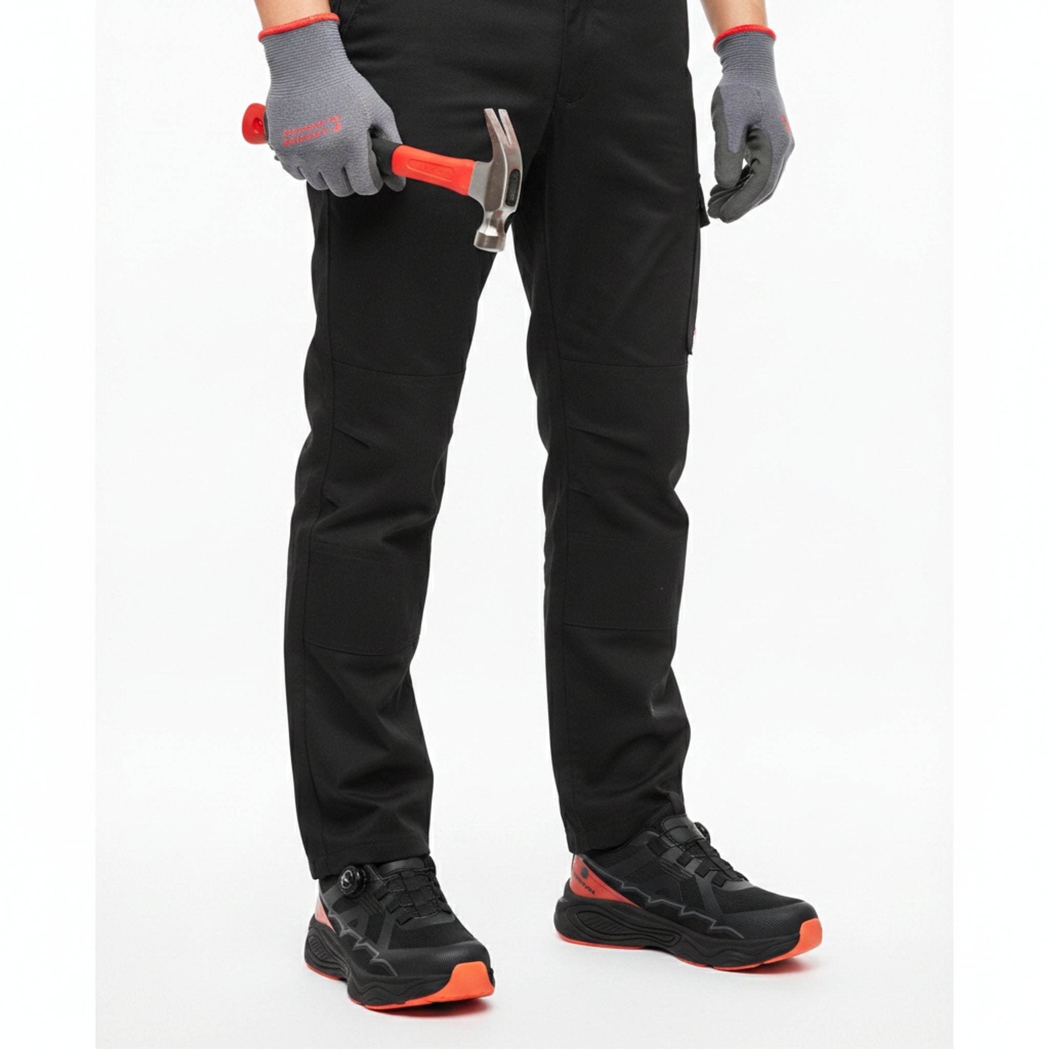 Henner ForcePro Sicherheitsschuhe S3 Unisex in Schwarz Orange – Arbeitssituation mit Hammer