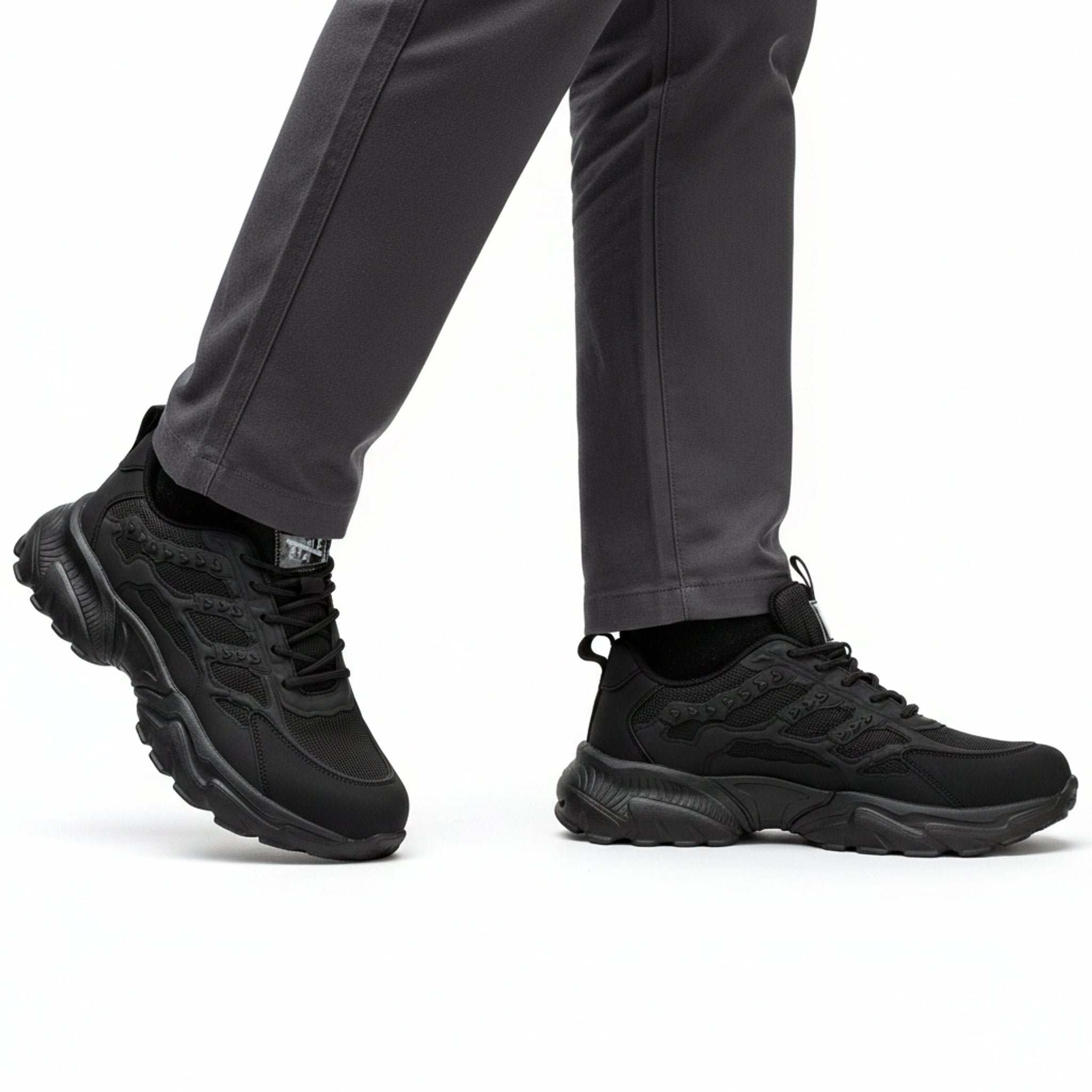 Henner 75Plus - S1 Sicherheitsschuhe Sicherheitsschuhe S1 Damen in Schwarz – seitliche Gehbewegung