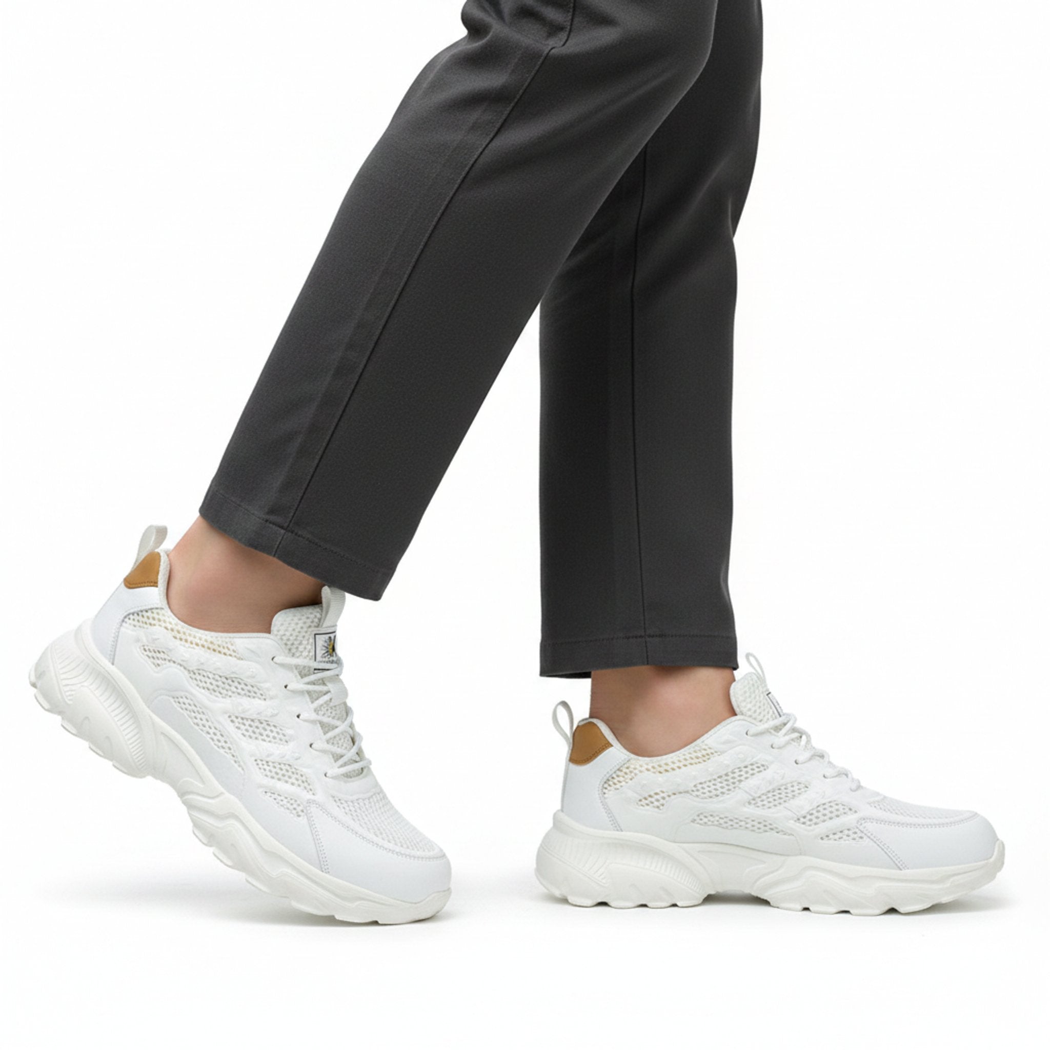 Henner 75Plus - S1 Sicherheitsschuhe Sicherheitsschuhe S1 Damen in Henner 75Plus - S1 Sicherheitsschuhe – seitliche Gehbewegung