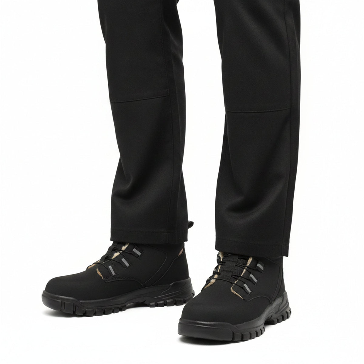 Henner Knob Winter Sicherheitsschuhe S3 Herren in Schwarz – Frontalansicht im Studio