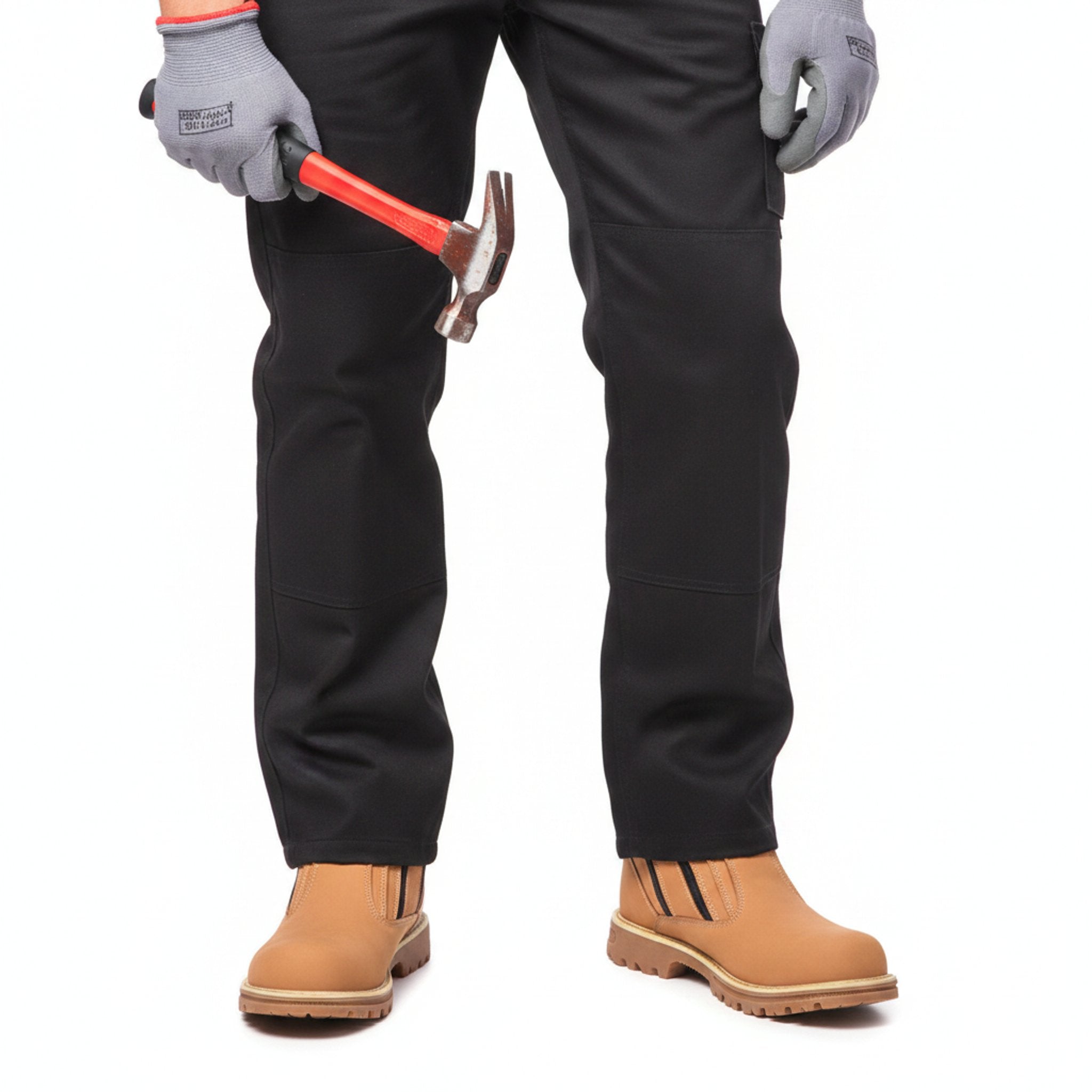 Henner Evo Sicherheitsschuhe S3 Herren in Braun – Arbeitssituation mit Hammer