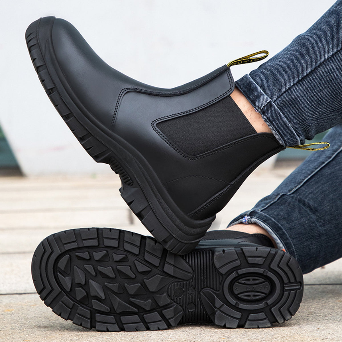 Henner Frex G Sicherheitsschuhe S3 Unisex in Schwarz – Dreiviertelansicht